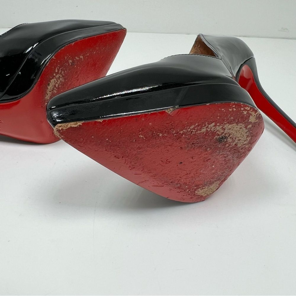 Christian Louboutin Pointy Toe Black Shiny Leather Heels Red Bottoms Size 34 / 4 - Picture 6 of 9
